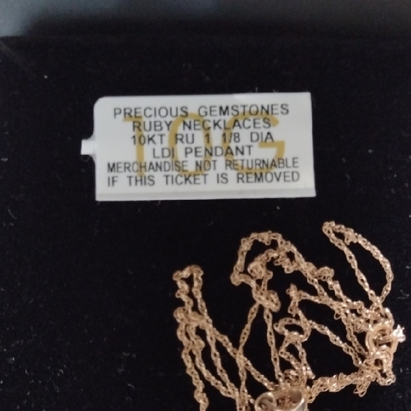 10k Ruby And Diamonds Necklace - Picture 3 of 10